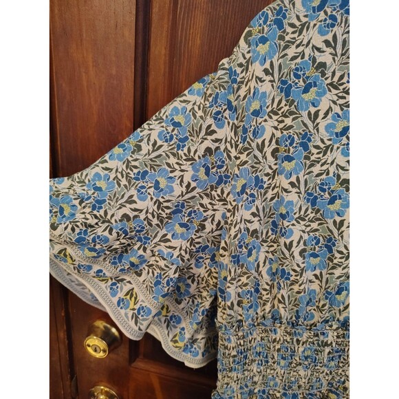 Max Studio Blue and White Floral Midi Dress - Picture 5 of 9